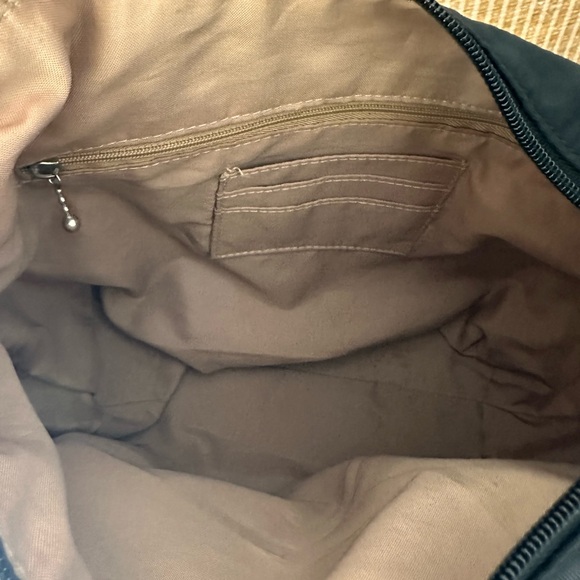 Baggallini Black Travel Everyplace Crossbody Bag - Picture 3 of 10